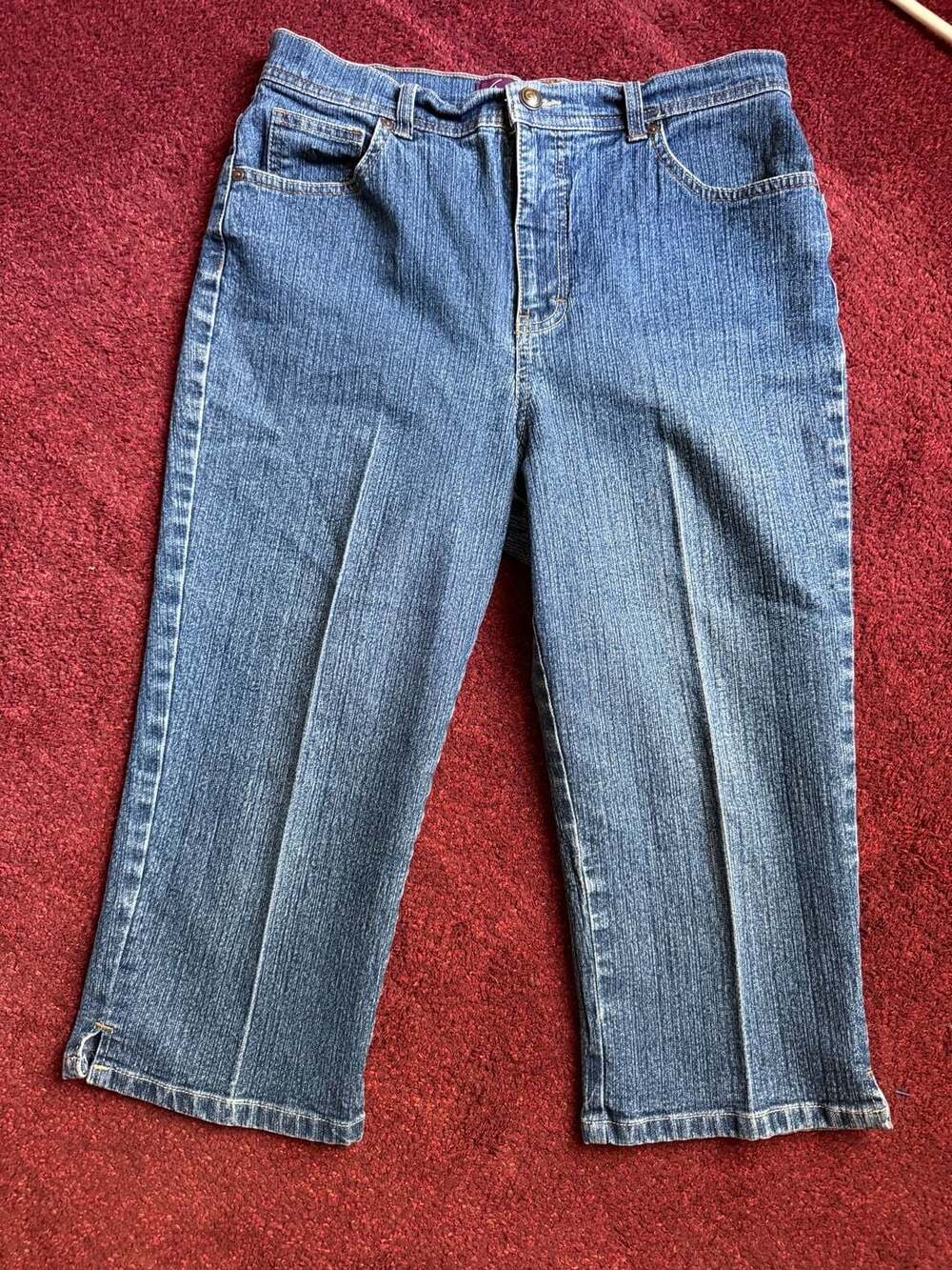 Gloria Vanderbilt Women's Blue Denim Mid Rise Straight Leg Cropped Jeans Size 10